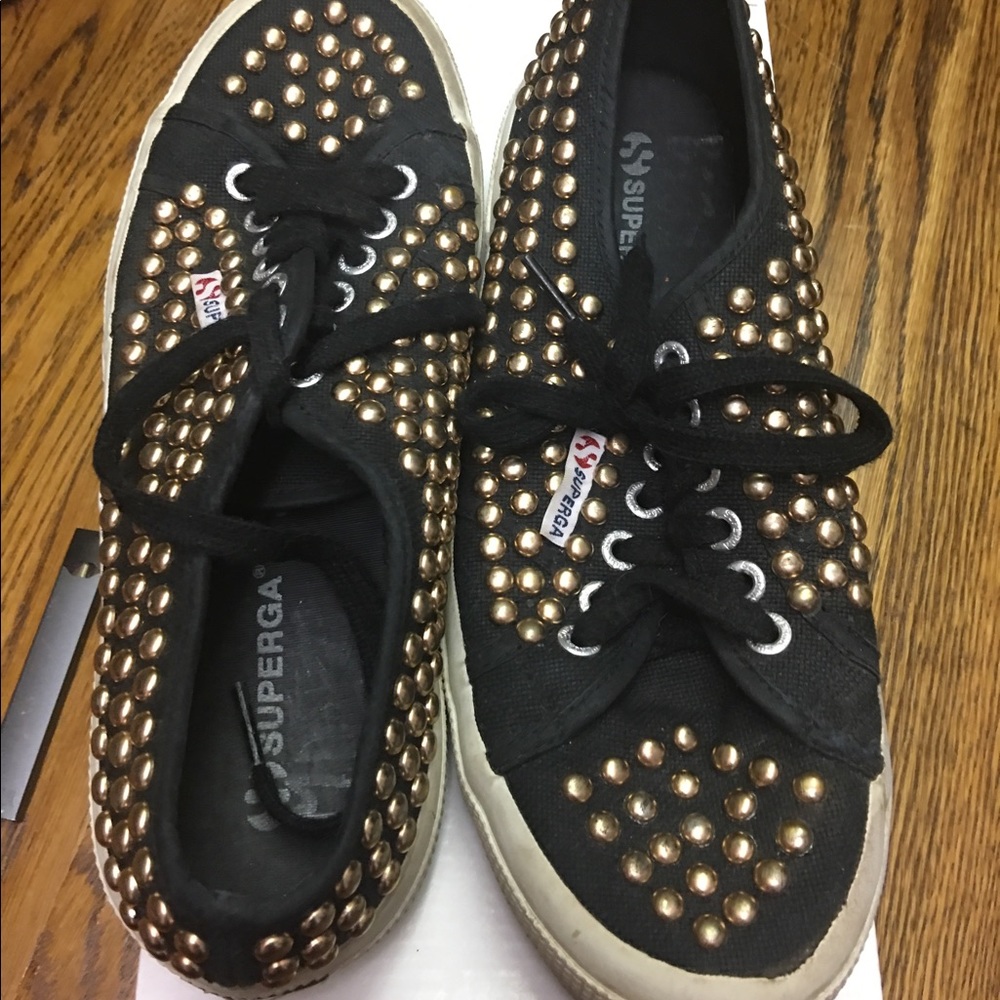 Gold studded supergas lowtop